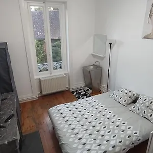 La Batisse De Bed & Breakfast